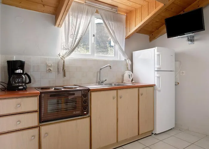 아파트 Dolphin Sea View 12 *