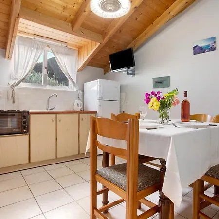 Dolphin Sea View 12 *